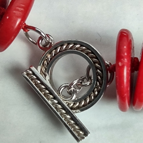 Lucas Lameth Coral Disc Necklace - Picture 5 of 7